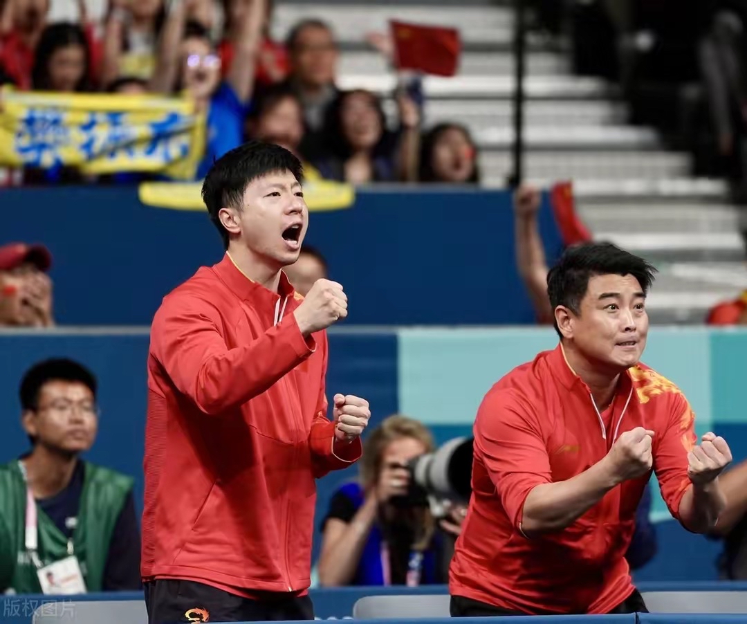 爱游戏官方-中国队完胜德国队，马龙带队取胜