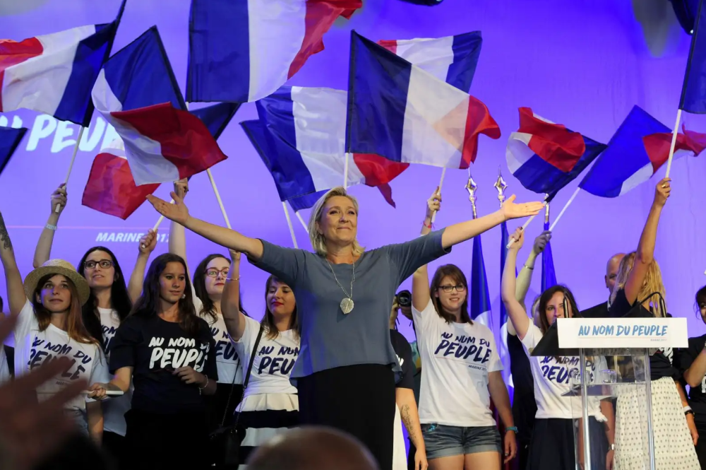 法国队鏖战德国队，黄鸭组合状态火热