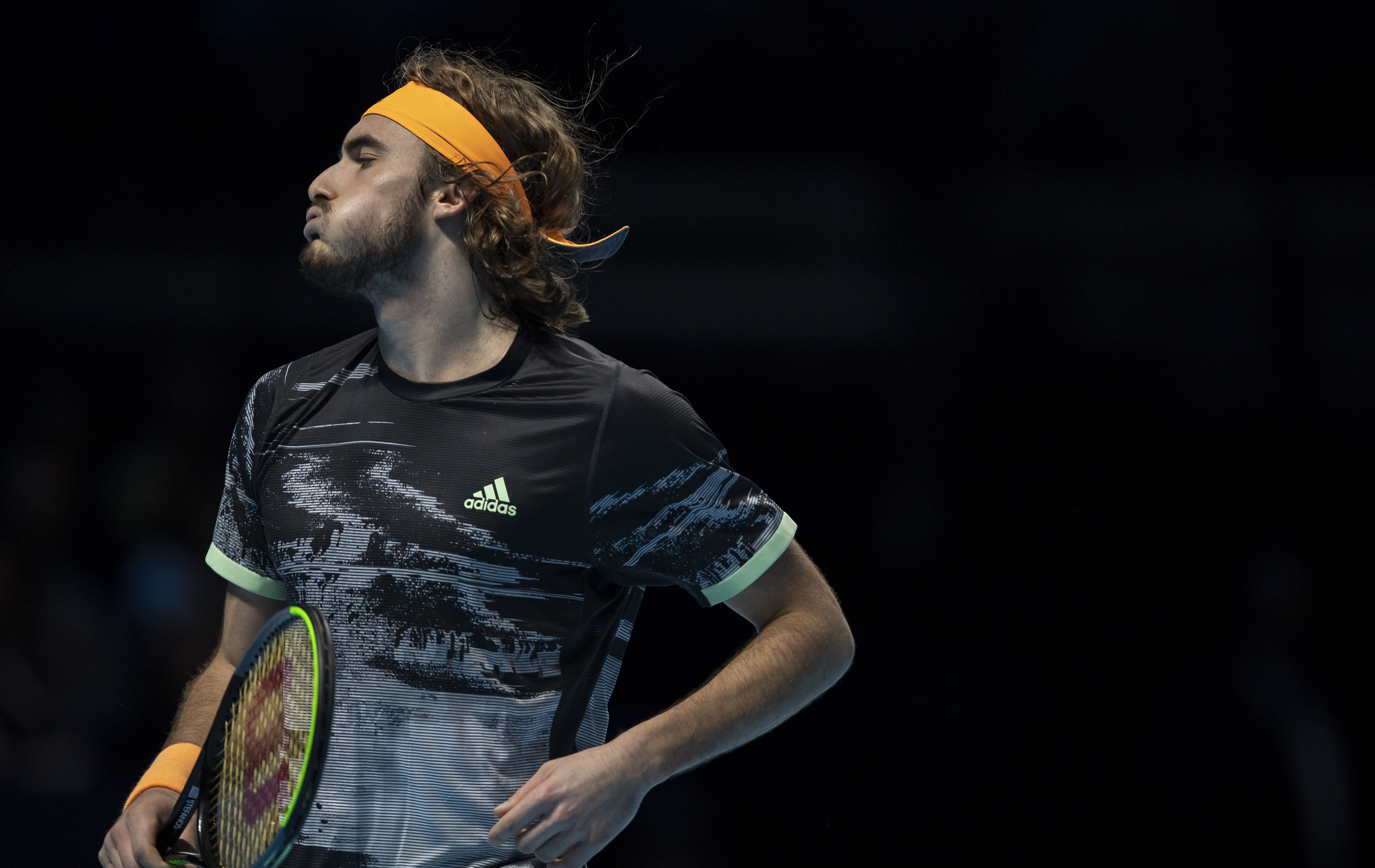 年终总决赛横扫拉沃尔杯，西西帕斯高光表现