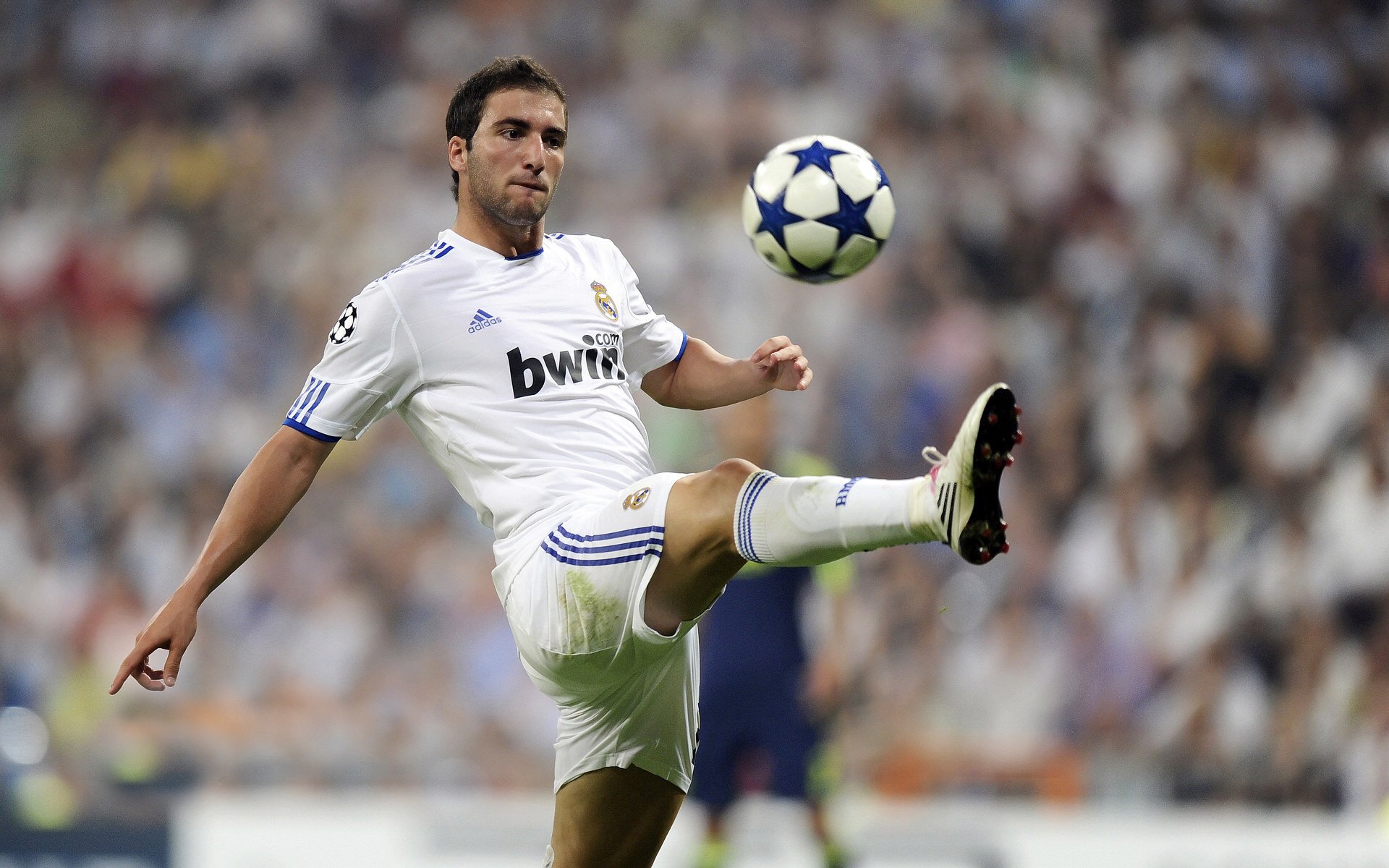 美加墨世界杯焦点战，牙买加雷鬼风暴全面压制乌拉圭，加勒比足球崛起进行时